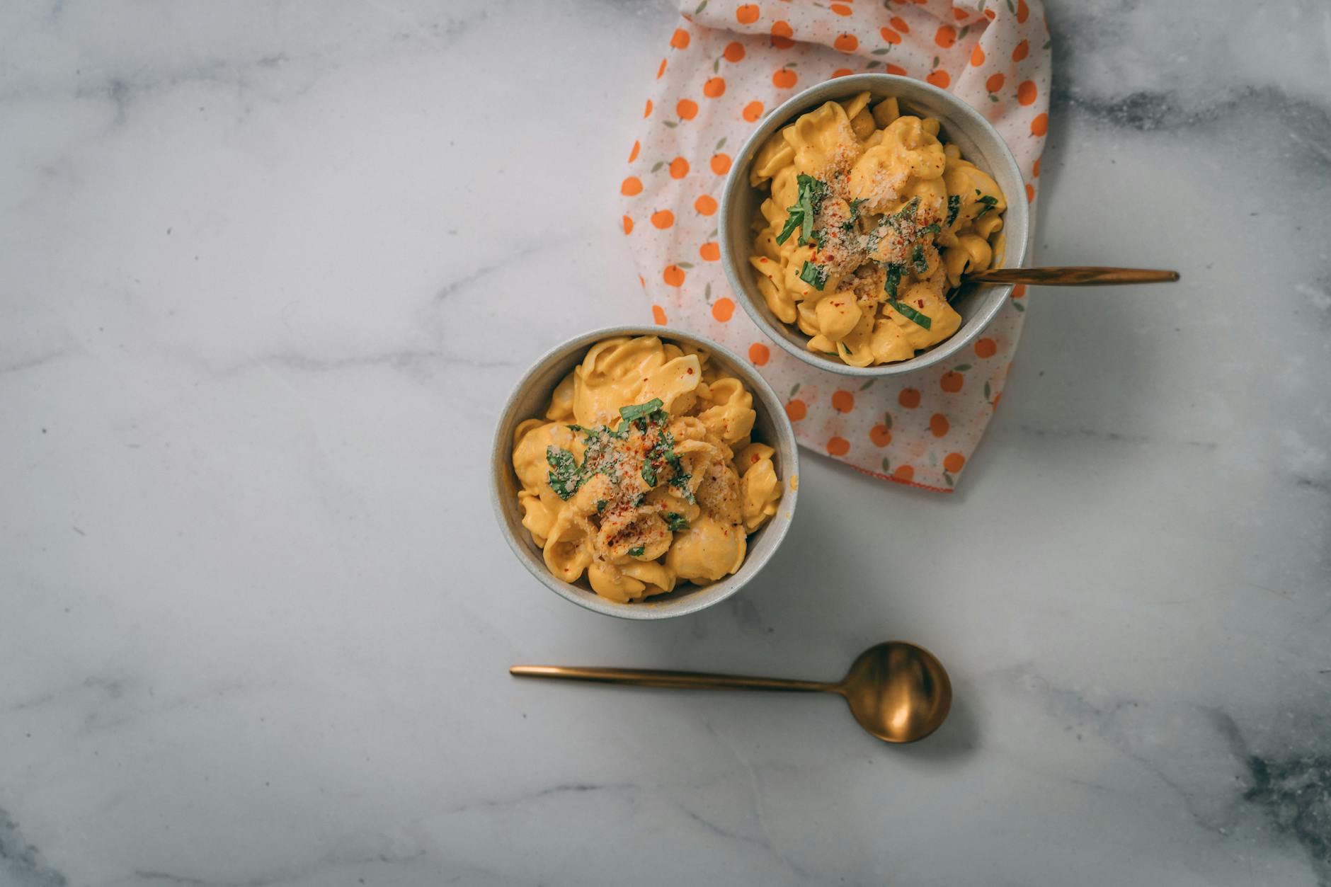 6 Easy Vegan Dinner Recipes That Are Actually Filling (and Meat-Eater Approved)