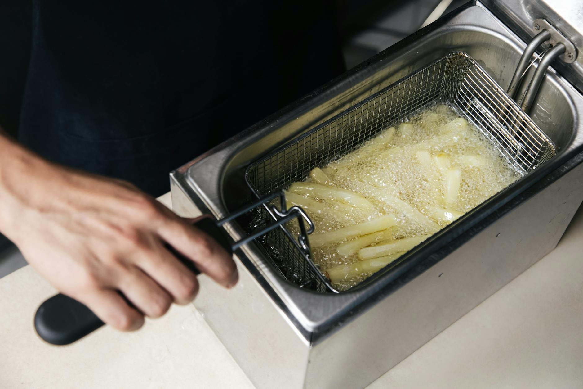 How to Tell When Oil is Hot Enough: The Ultimate Guide to Perfect Frying Every Time
