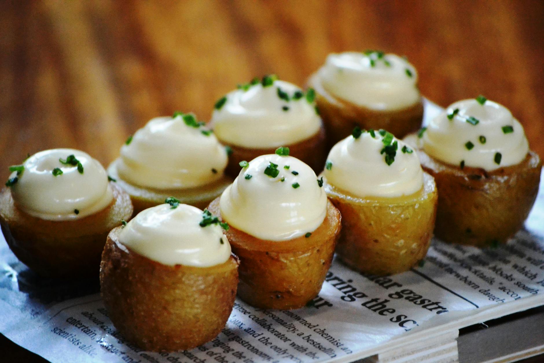 The Ultimate Guide to the Best Substitute for Sour Cream: 8 Easy Swaps for Every Recipe