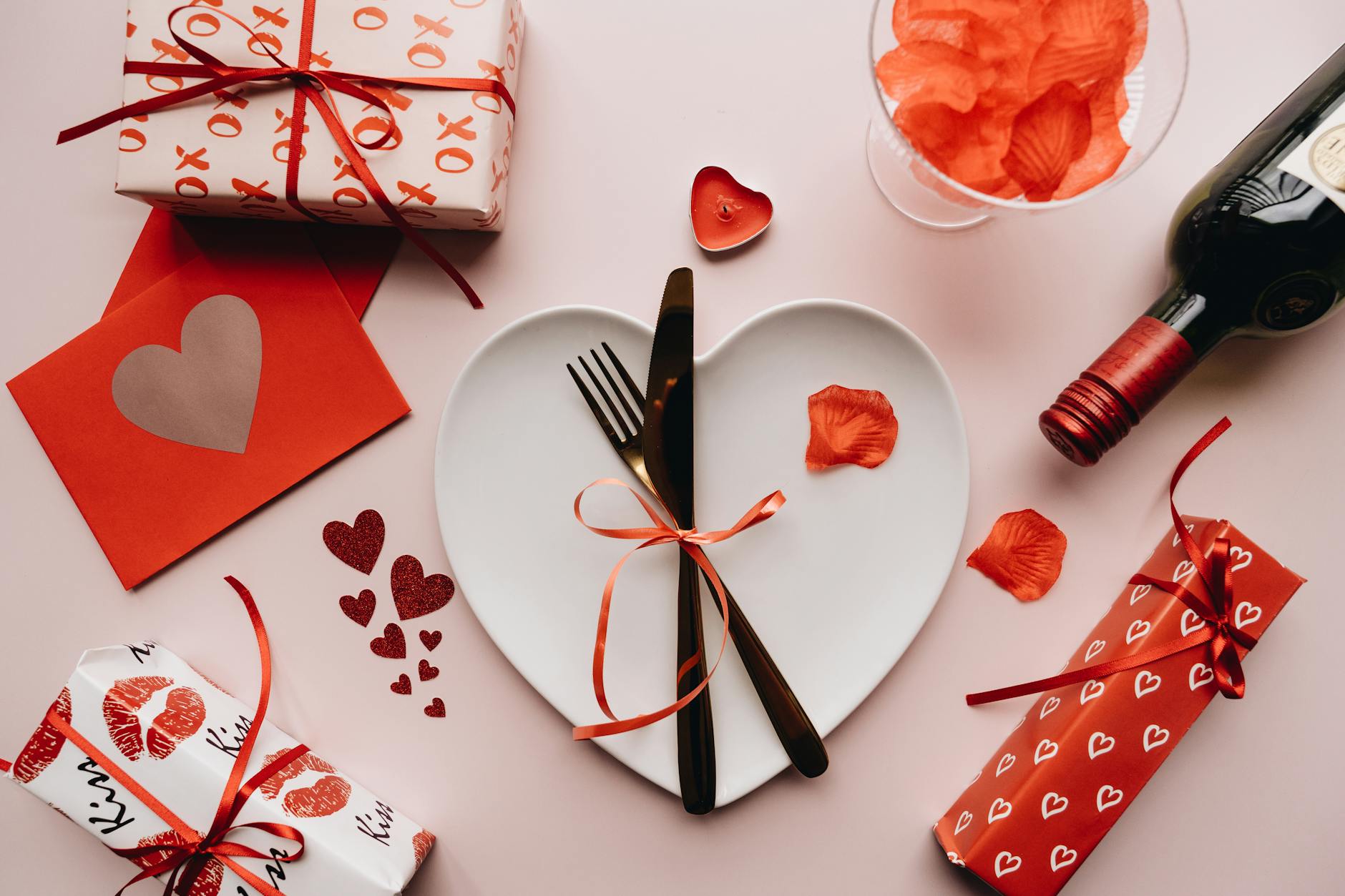 The Ultimate Valentine's Day Dinner Ideas: A Stress-Free Guide to a Romantic 3-Course Meal at Home