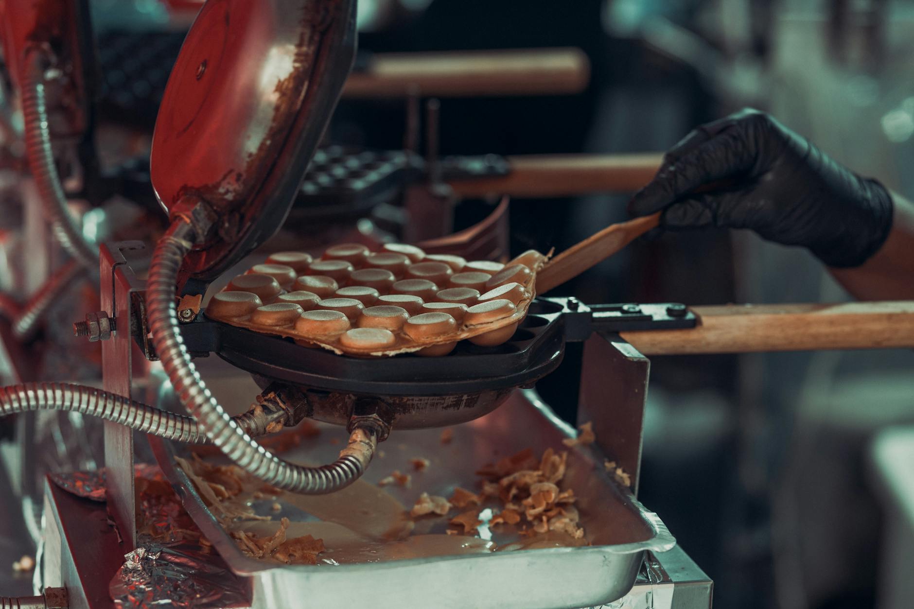 How to Make Waffles Without a Waffle Maker: The Ultimate Stovetop Guide