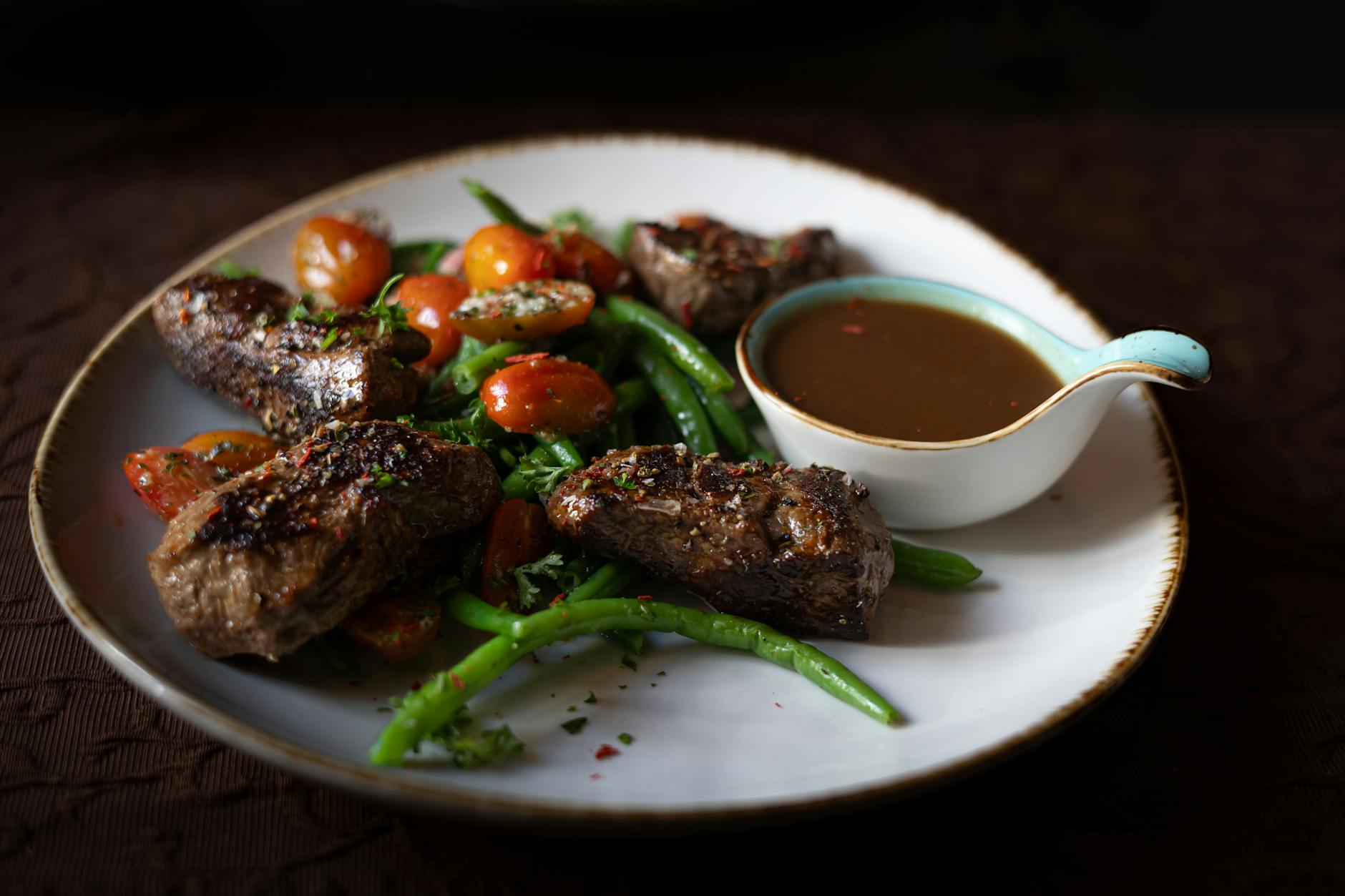 Why Is My Gravy Lumpy? The Ultimate Troubleshooting Guide to Silky Smooth Gravy